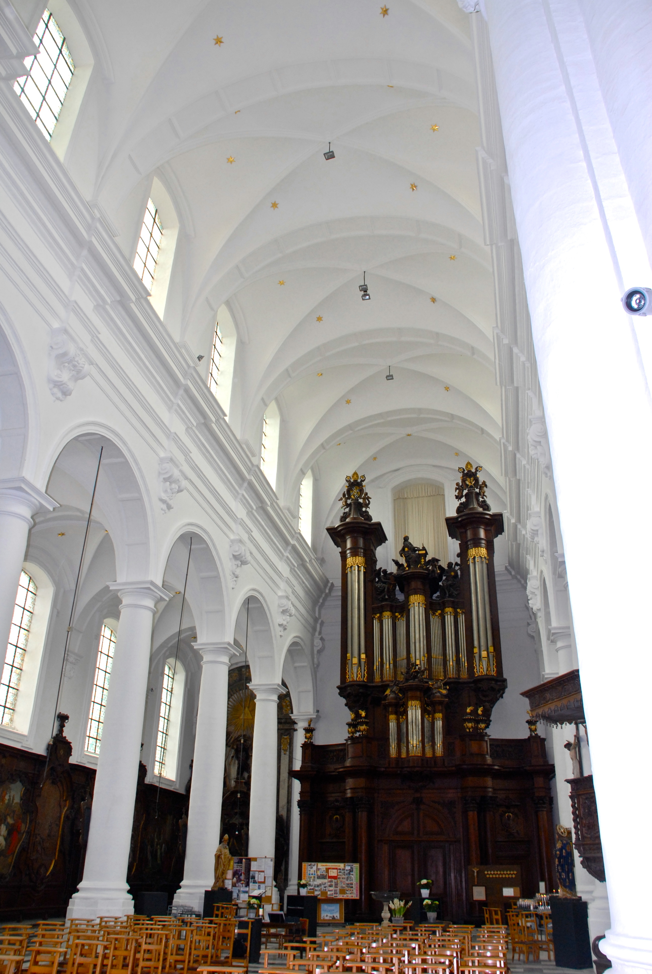 Interieur abdijkerk