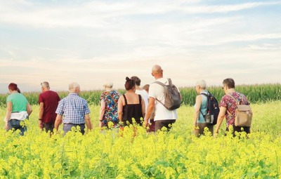 Pasar Zomert - In de voetsporen van "De mannen van het houten geloof"