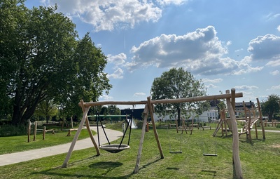 Nieuw speelterrein Gemeenteplein Meerbeke