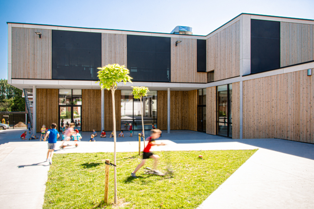 Nieuwe kleuterschool stedelijke basisschool Windekind in Denderwindeke